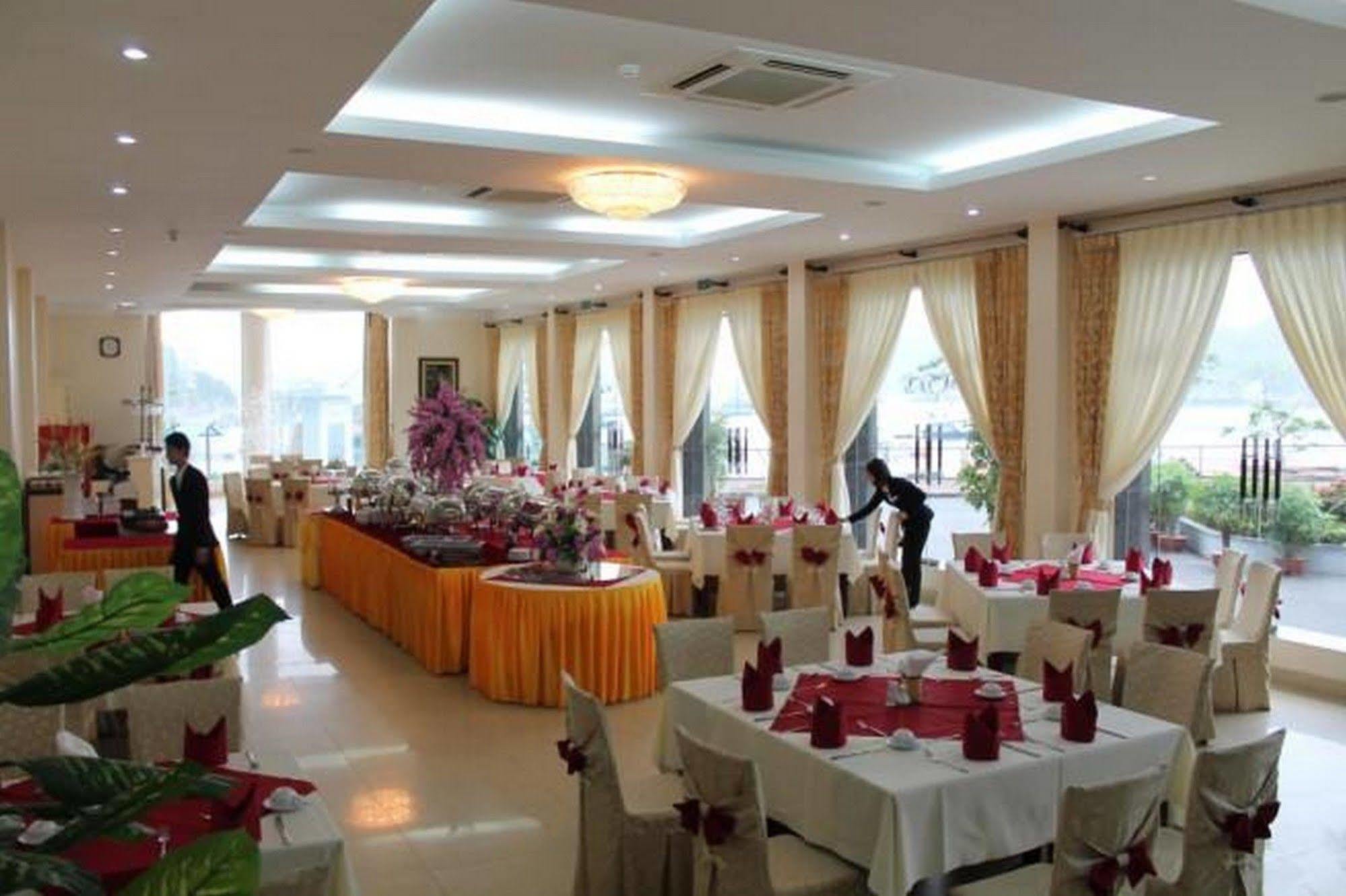 红龙港湾大酒店 Dong Khe Sau 外观 照片
